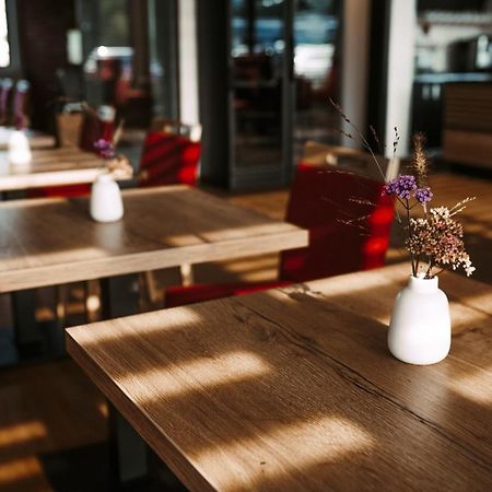 Pension Jasopa パルドゥビツェ エクステリア 写真